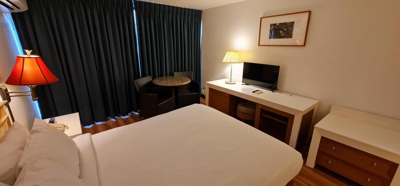 Surestay By Best Western Guam Airport Barrigada Buitenkant foto