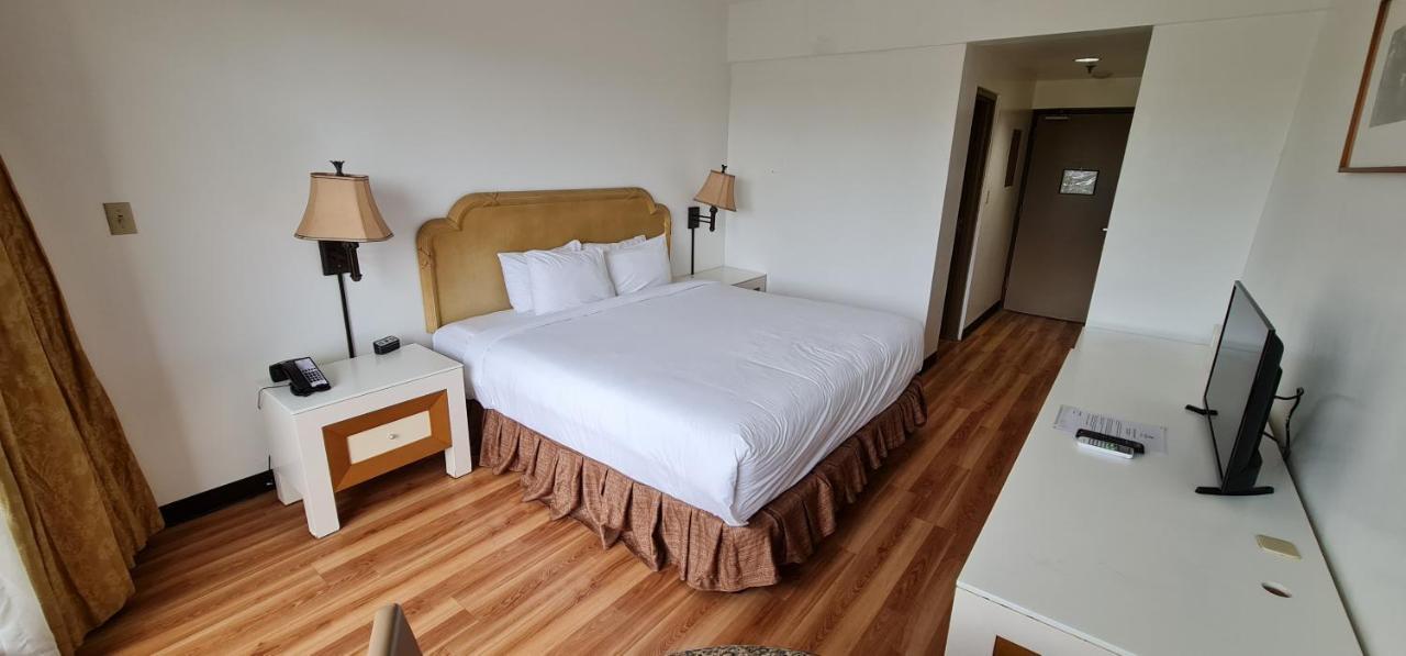 Surestay By Best Western Guam Airport Barrigada Buitenkant foto