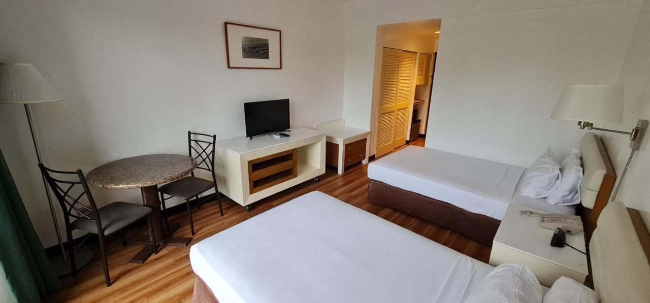 Surestay By Best Western Guam Airport Barrigada Buitenkant foto